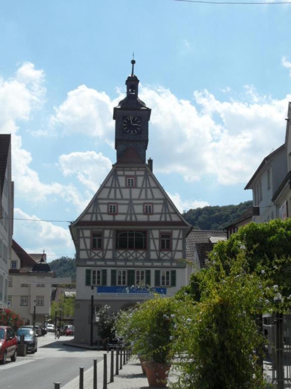 Hotel Gasthof Zum Engel Kunzelsau Exterior photo